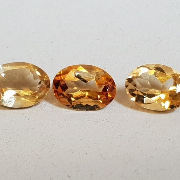7mm x 5mm Block-D oval-cut citrine facet
