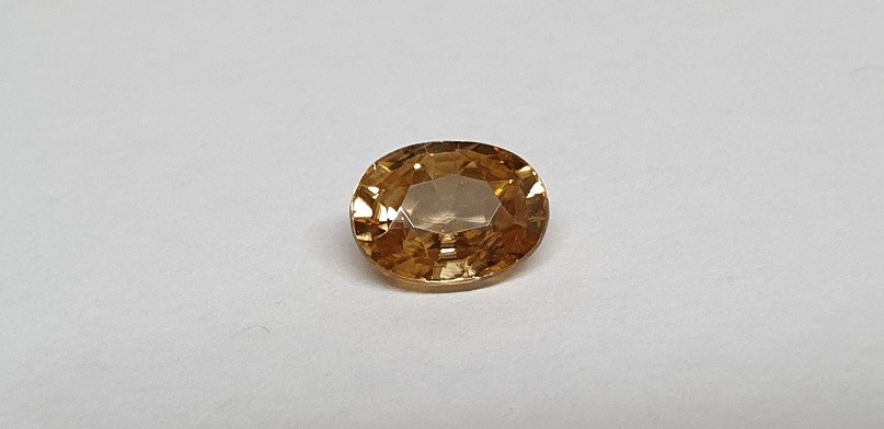8.4x6.3x4.2mm Sri-Lankan zircon facet