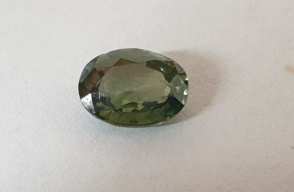 7.6x5.7x2.9mm Sri-Lankan zircon facet