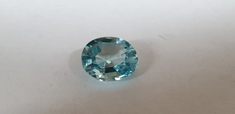 8.6x6.7x3.5mm Sri-Lankan zircon facet