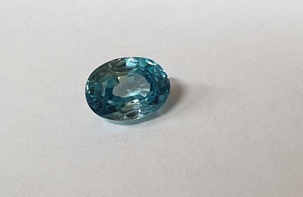 7.9x5.8x4.1mm Sri-Lankan zircon facet