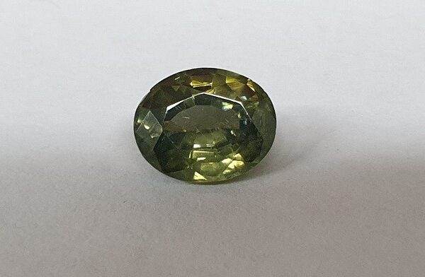 8.1x6.6x4.1mm Sri-Lankan zircon facet