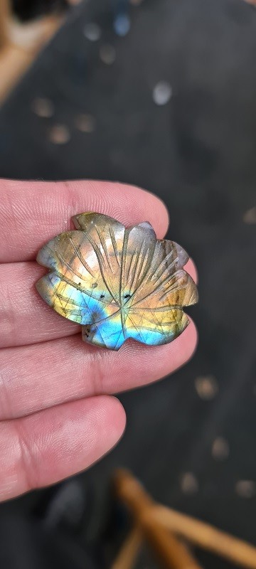 40x32mm Labradorite lotus blossom