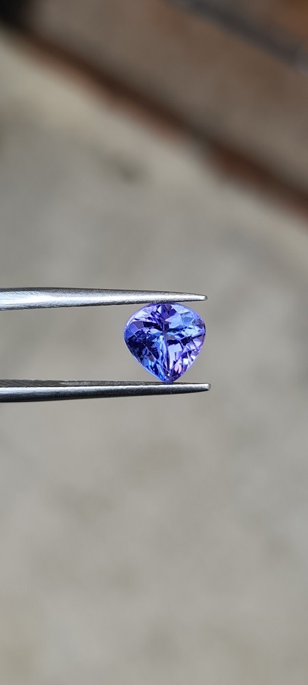 8.26x8.08x5.18mm Pear Cut Tanzanite Faceted Loose Stone for Bespoke Pendants