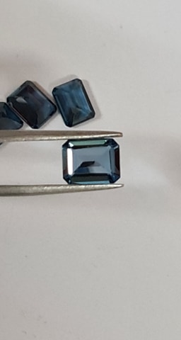 7x5mm octagon-cut London-blue topaz facet