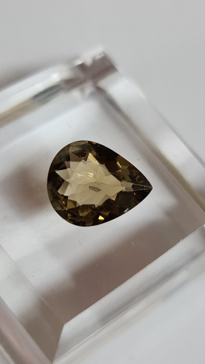 11.4x9.2mm Brazilian tourmaline facet