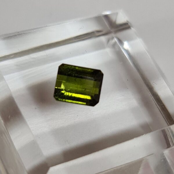7.4x6mm Brazilian tourmaline facet