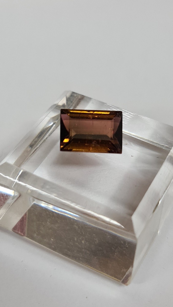 11.8x8.2mm Brazilian tourmaline facet