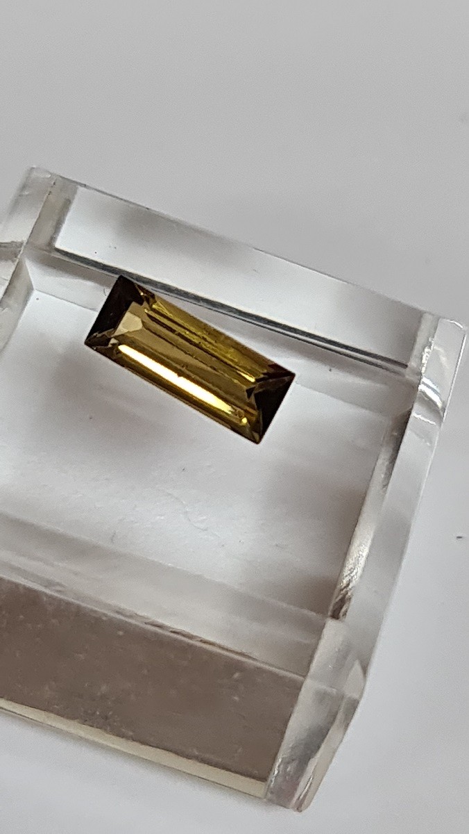 12.3x4.9mm Brazilian tourmaline facet