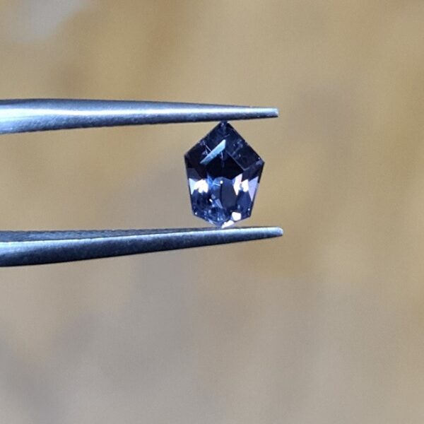6.6x4.9mm fancy-cut spinel facet