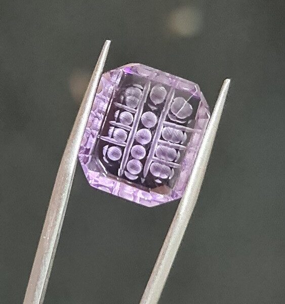amethyst carving 040