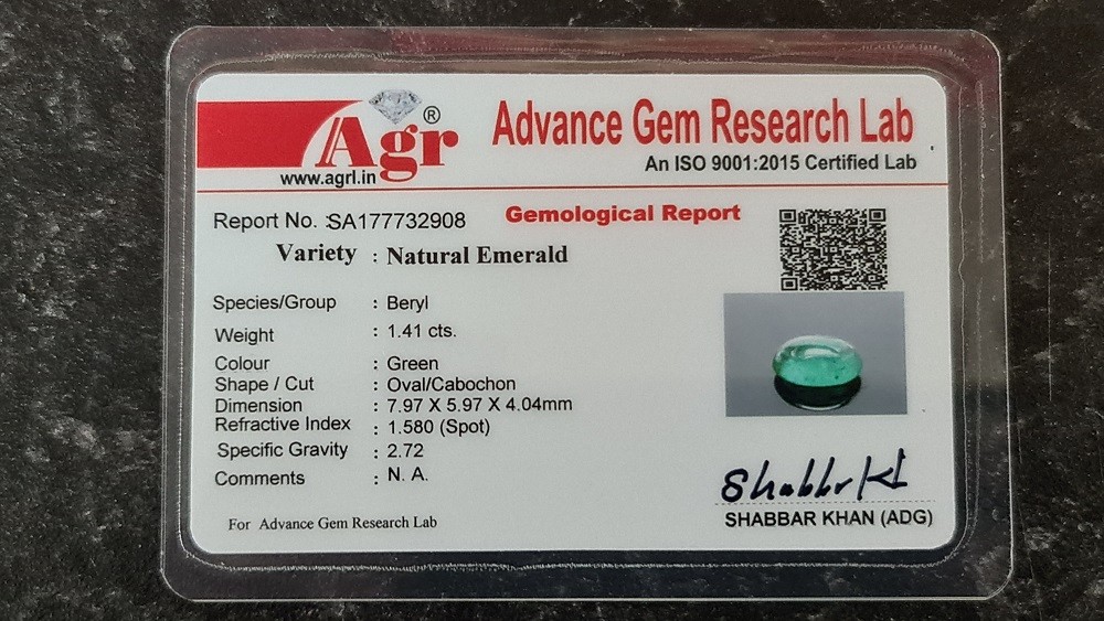 7.97x5.97x4.04mm oval Zambian emerald cabochon with short certification - Image 2