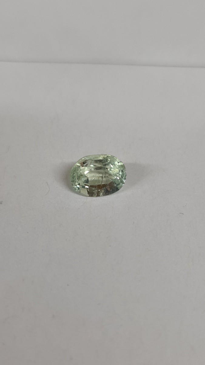 8.7x6.7mm Ethiopian emerald facet