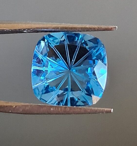 12x12mm carved-back Swiss blue topaz facet