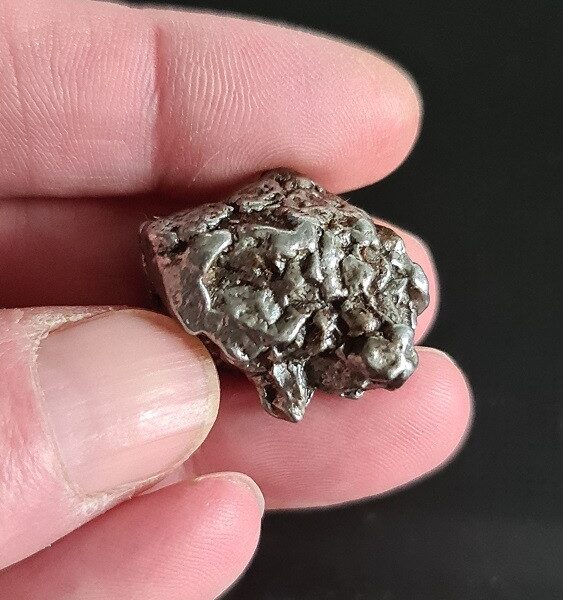 29x20x17mm medium Campo del Cielo meteorite, Argentinia