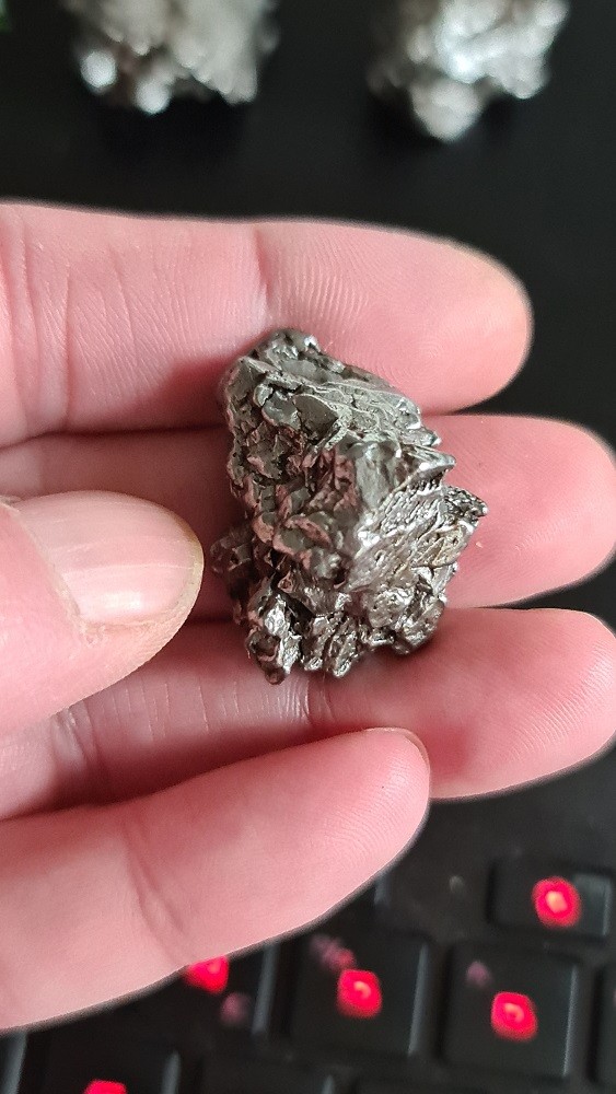 32x25x17mm medium Campo del Cielo meteorite, Argentinia - Image 2