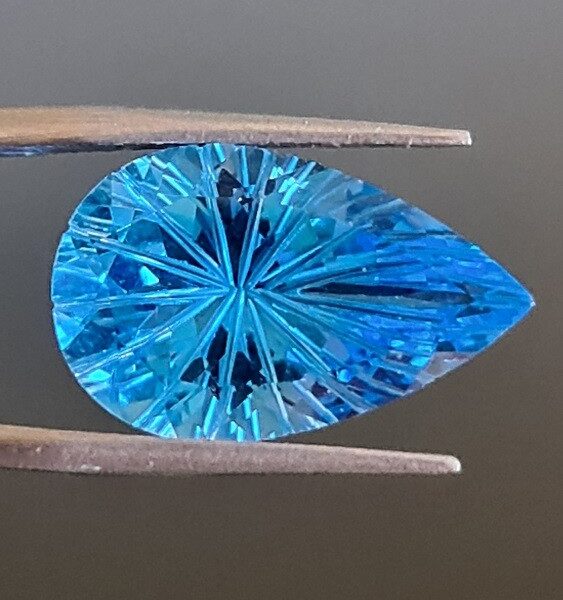 19x12mm carved-back Swiss blue topaz facet
