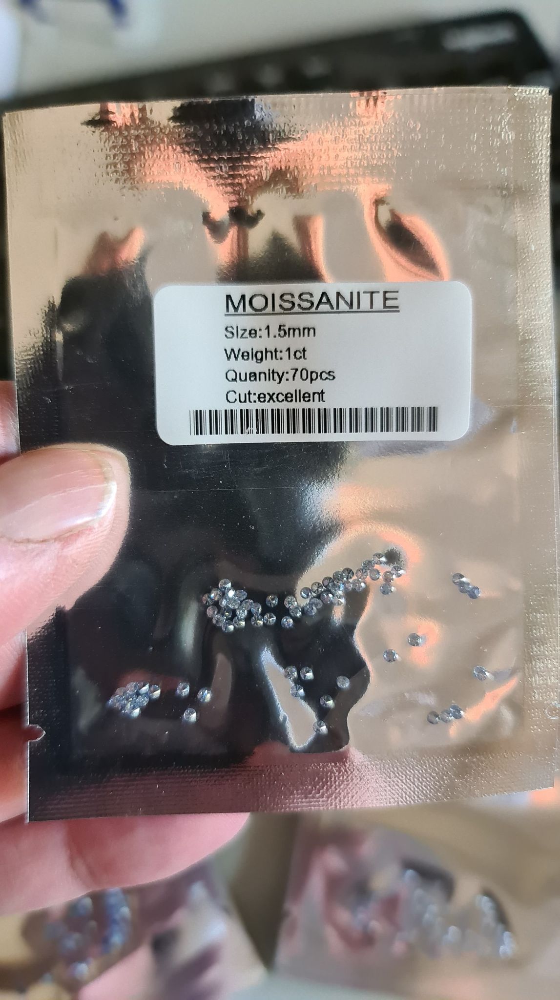 1ct parcel of 1.5mm ICE BLUE moissanite melee facets