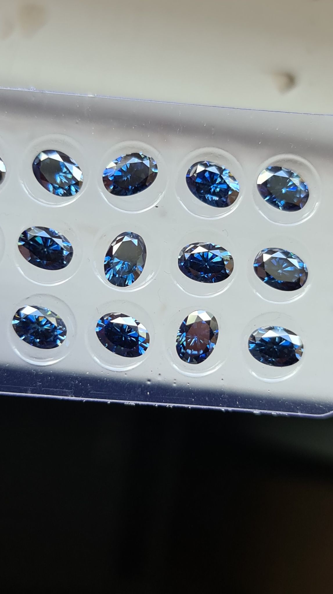 8X6mm oval-cut ICE BLUE moissanite facet