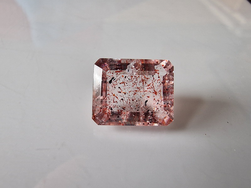 12.2x10.0x6.6mm Super-7 facet
