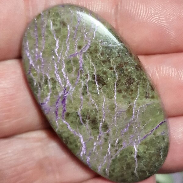 53x29mm stichtite cabochon