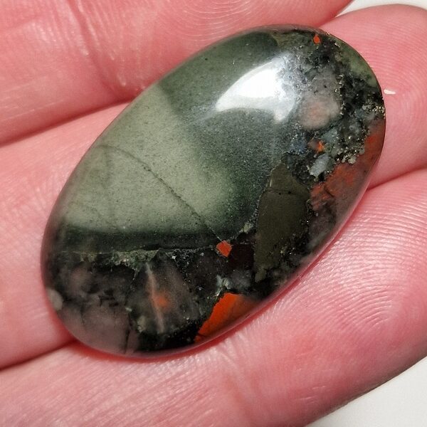 36x22mm bloodstone cabochon
