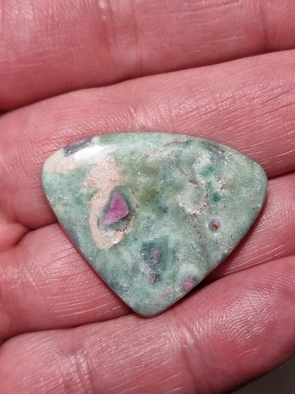 34x28mm ruby in fuchsite cabochon
