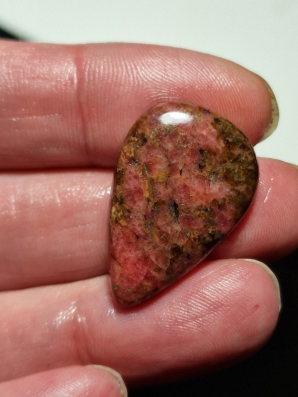 32x21mm rhodonite cabochon