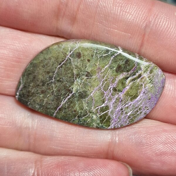 42x24mm stichtite cabochon