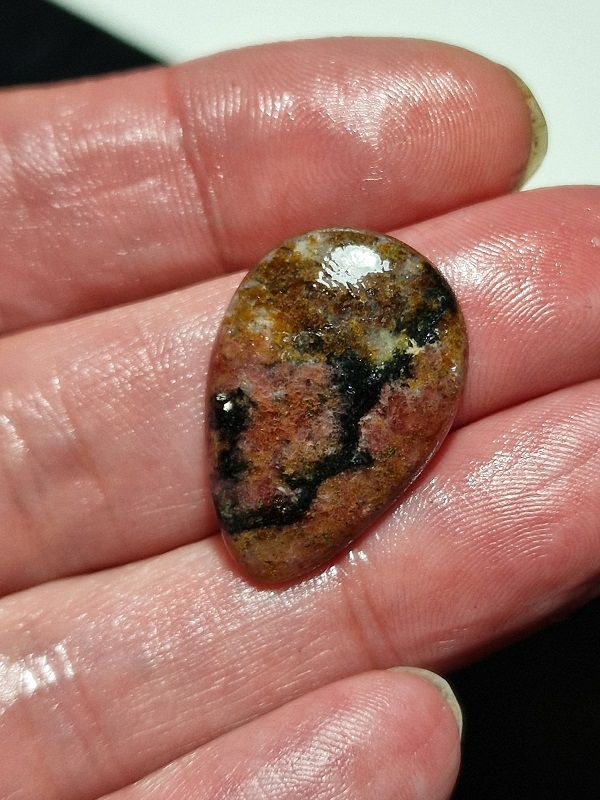 28x19mm rhodonite cabochon
