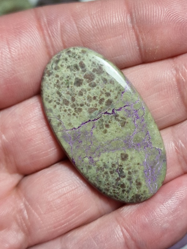 45x25mm stichtite cabochon