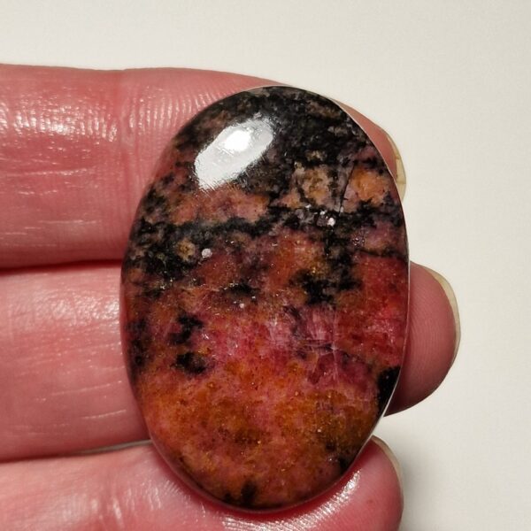 42x28mm rhodonite cabochon