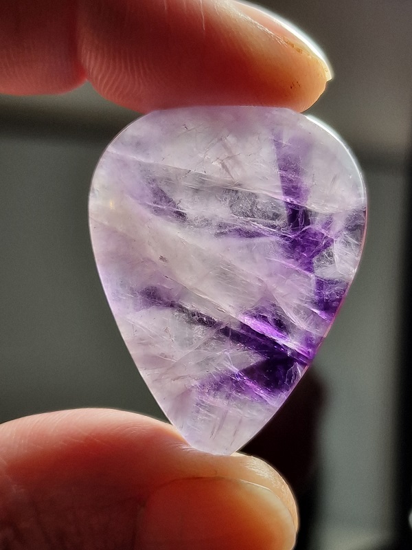 42x31mm trapiché amethyst cabochon