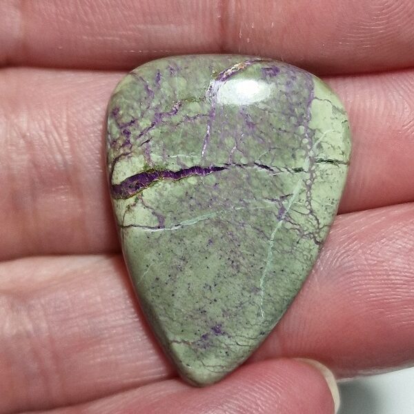 33x25mm stichtite cabochon