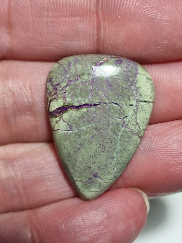 33x25mm stichtite cabochon