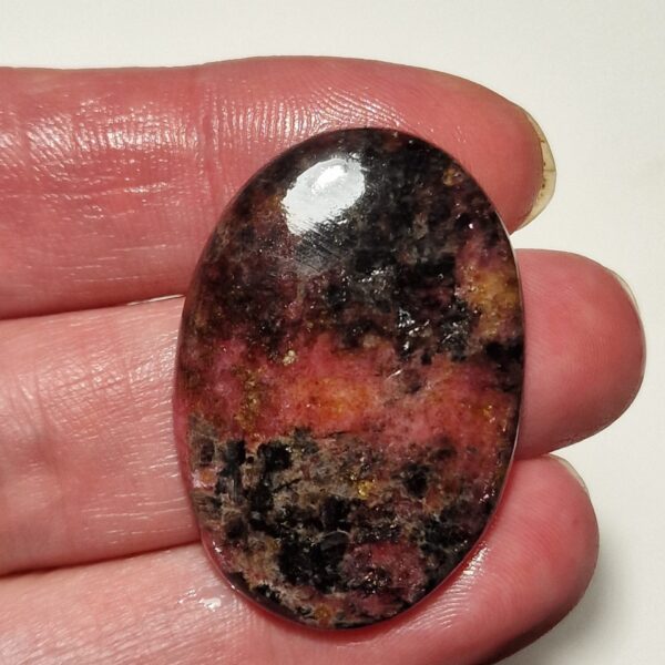 41x28mm rhodonite cabochon