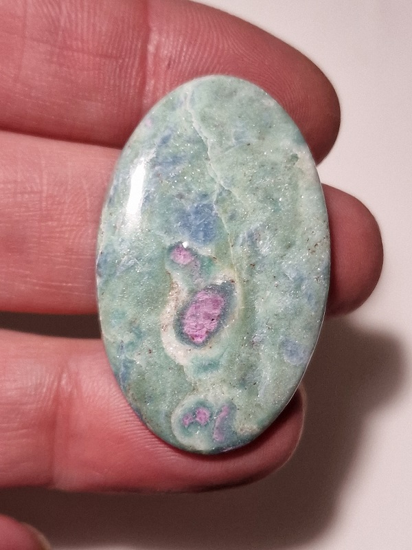 43x27mm ruby in fuchsite cabochon