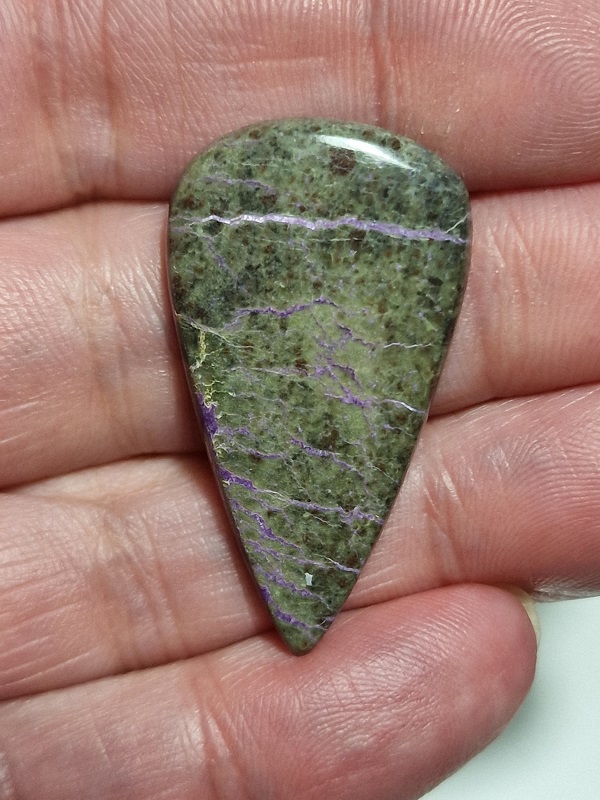 39x21mm stichtite cabochon