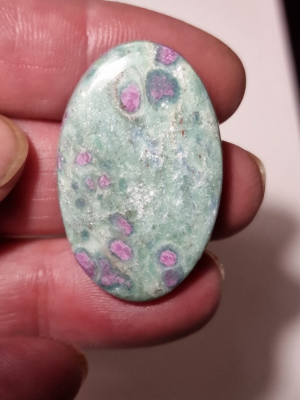 39x25mm ruby in fuchsite cabochon