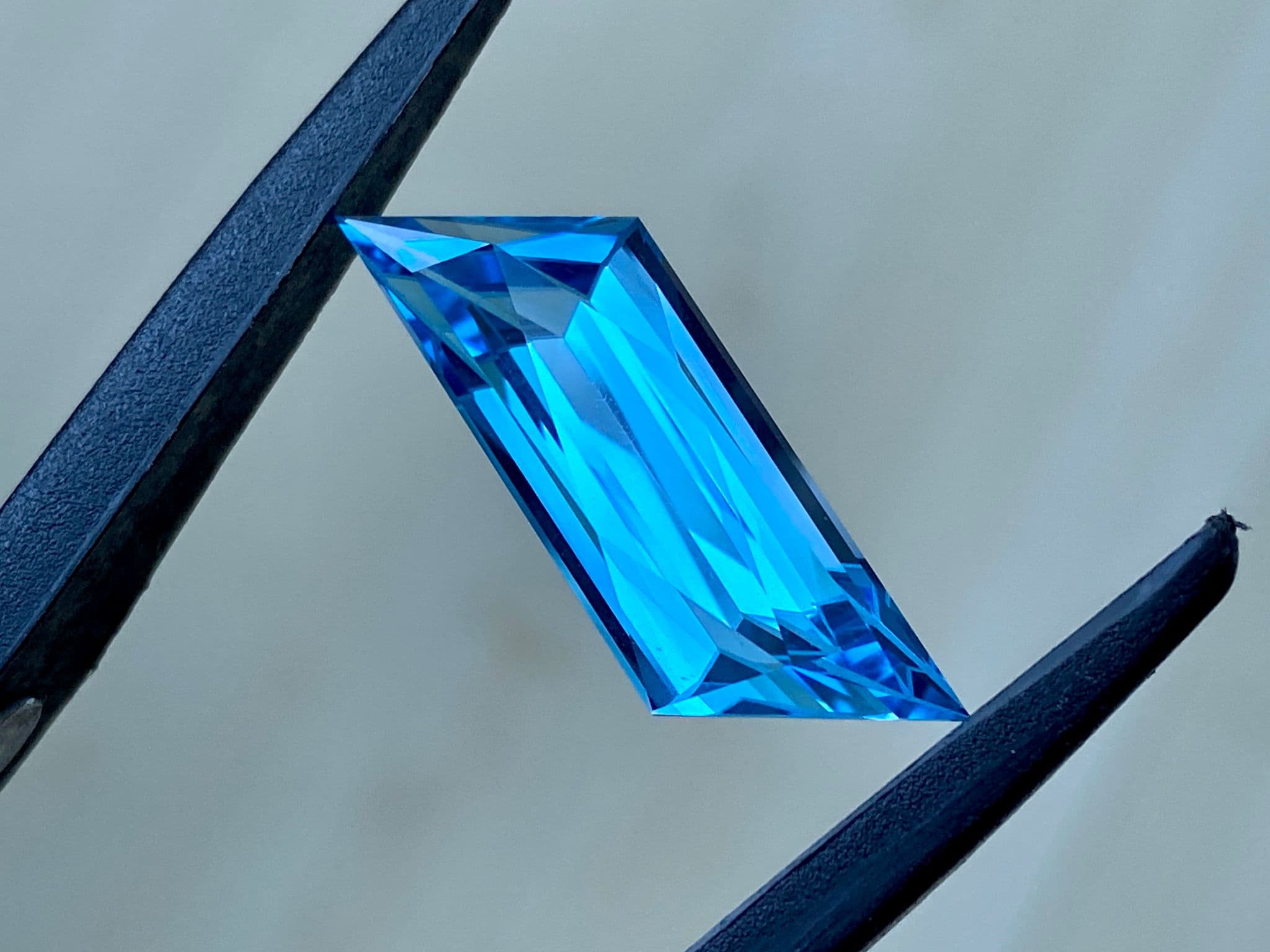 23.50x7.86x6.80mm precision-cut swiss blue topaz facet - Image 2