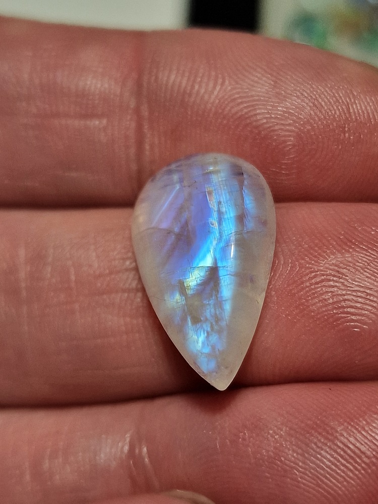 22x13mm moonstone cabochon