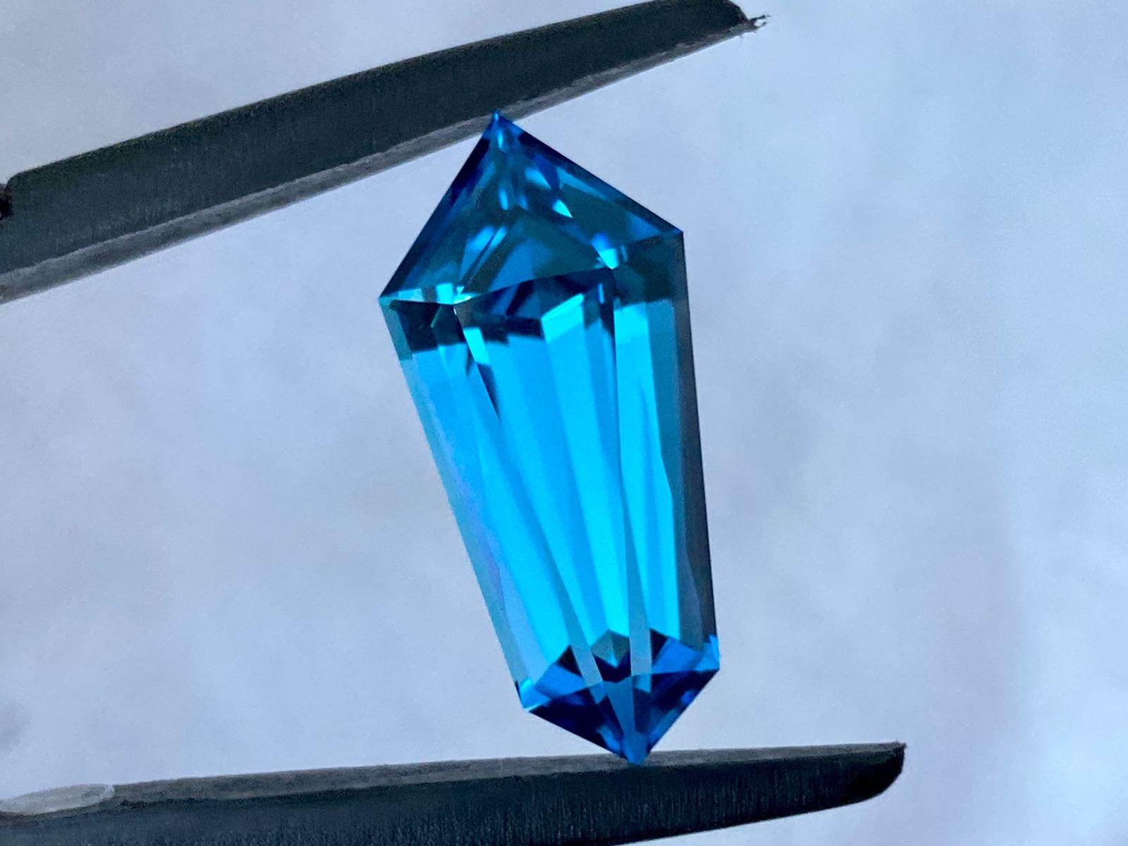 24.10x11.27x8.27mm precision-cut swiss blue topaz facet - Image 3