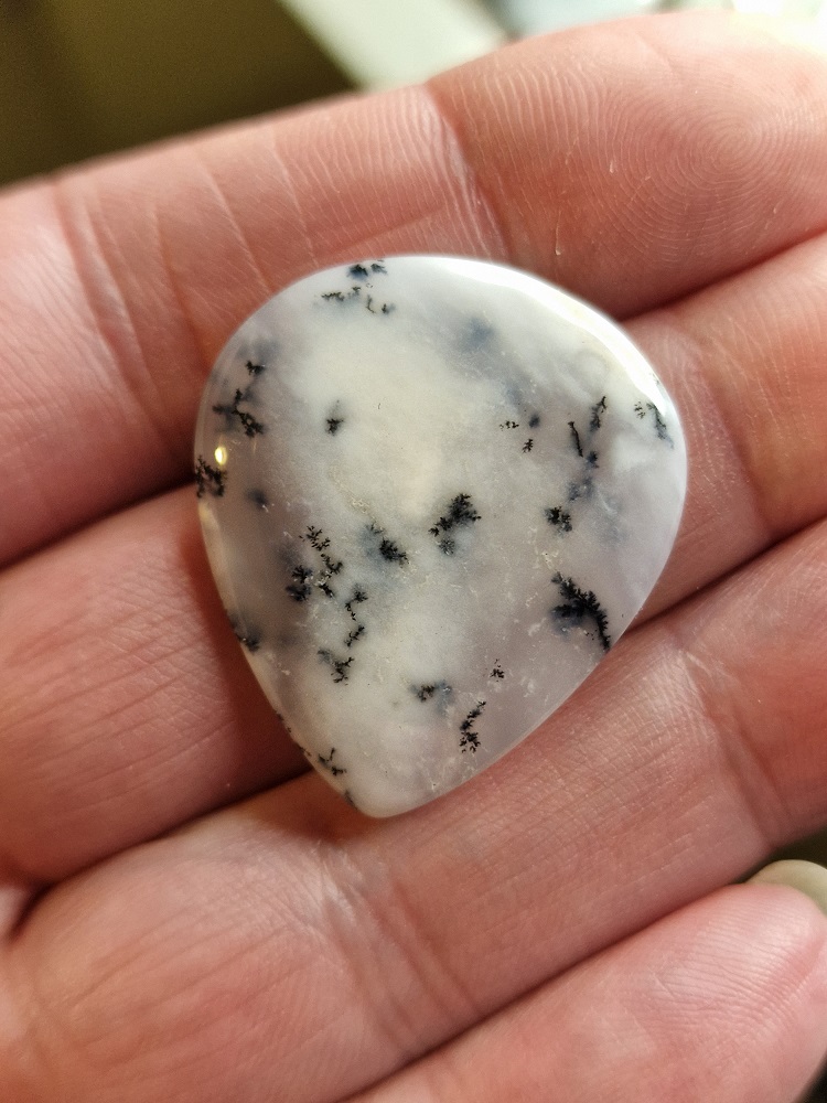 34x28mm Dendritic chalcedony cabochon