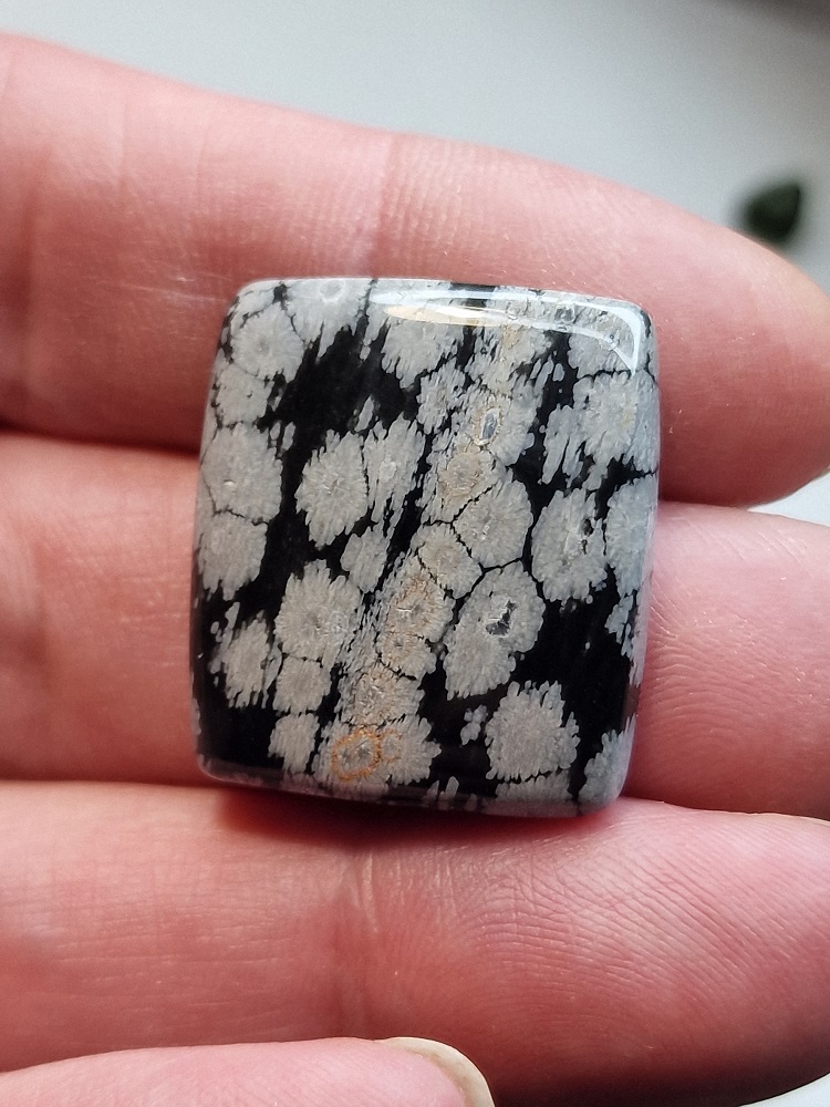 27x24mm snowflake obsidian cabochon