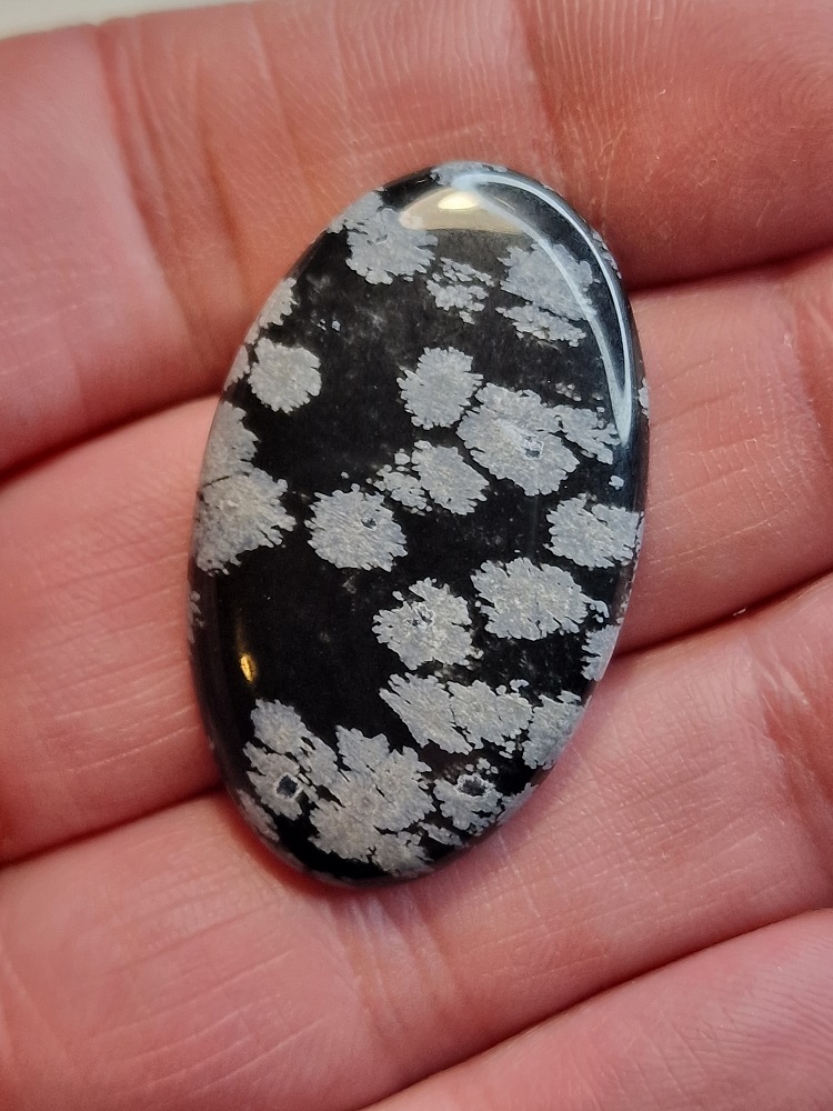 39x23mm snowflake obsidian cabochon