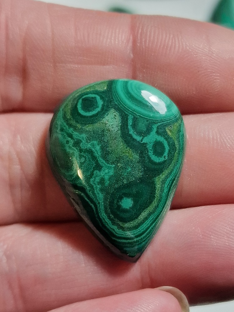 31x24mm Malachite cabochon