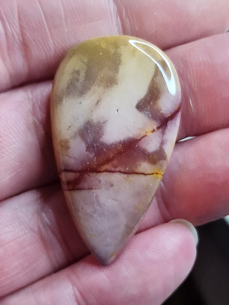 43x24mm Mookaite jasper cabochon