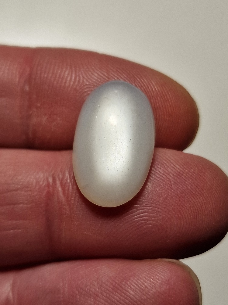 20x13mm white moonstone cabochon