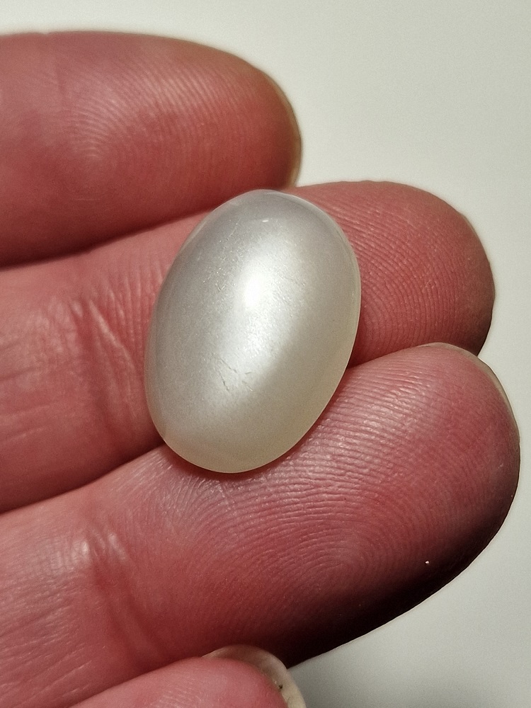 19x13mm white moonstone cabochon
