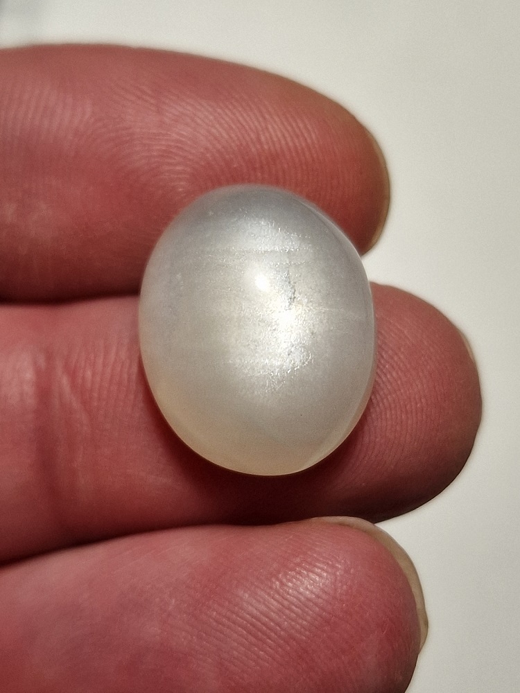 19x15mm white moonstone cabochon